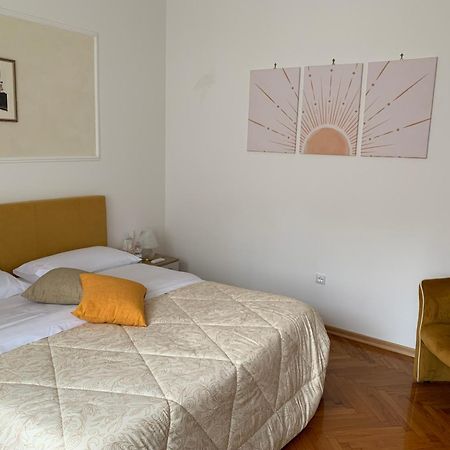 Solemare Rooms Триест Екстериор снимка