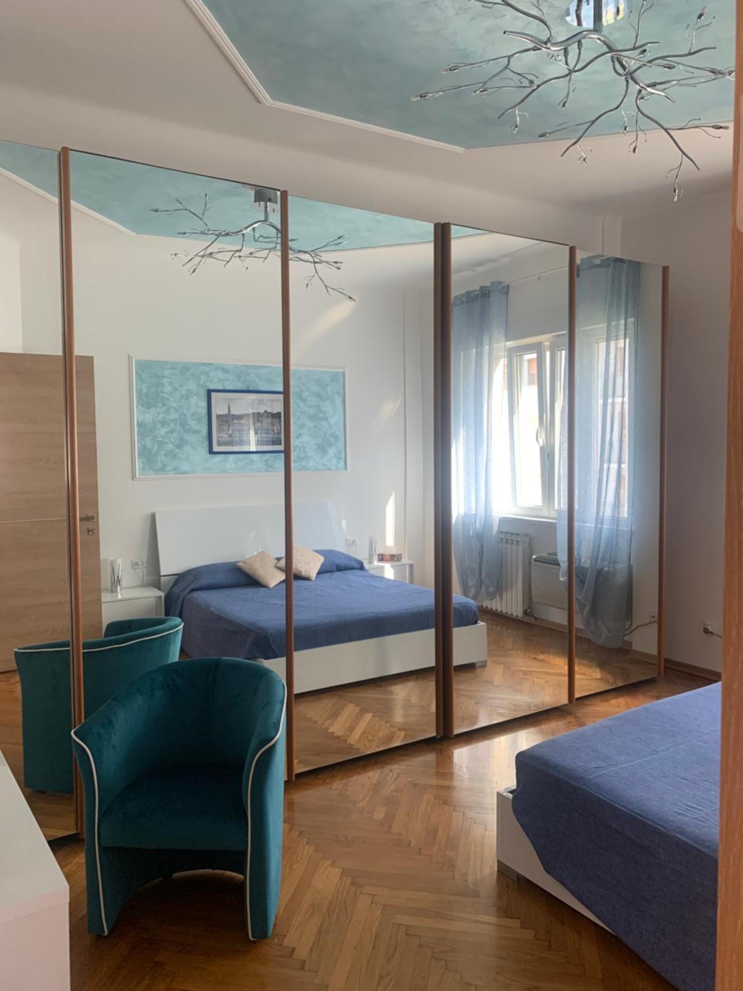 Solemare Rooms Триест Екстериор снимка