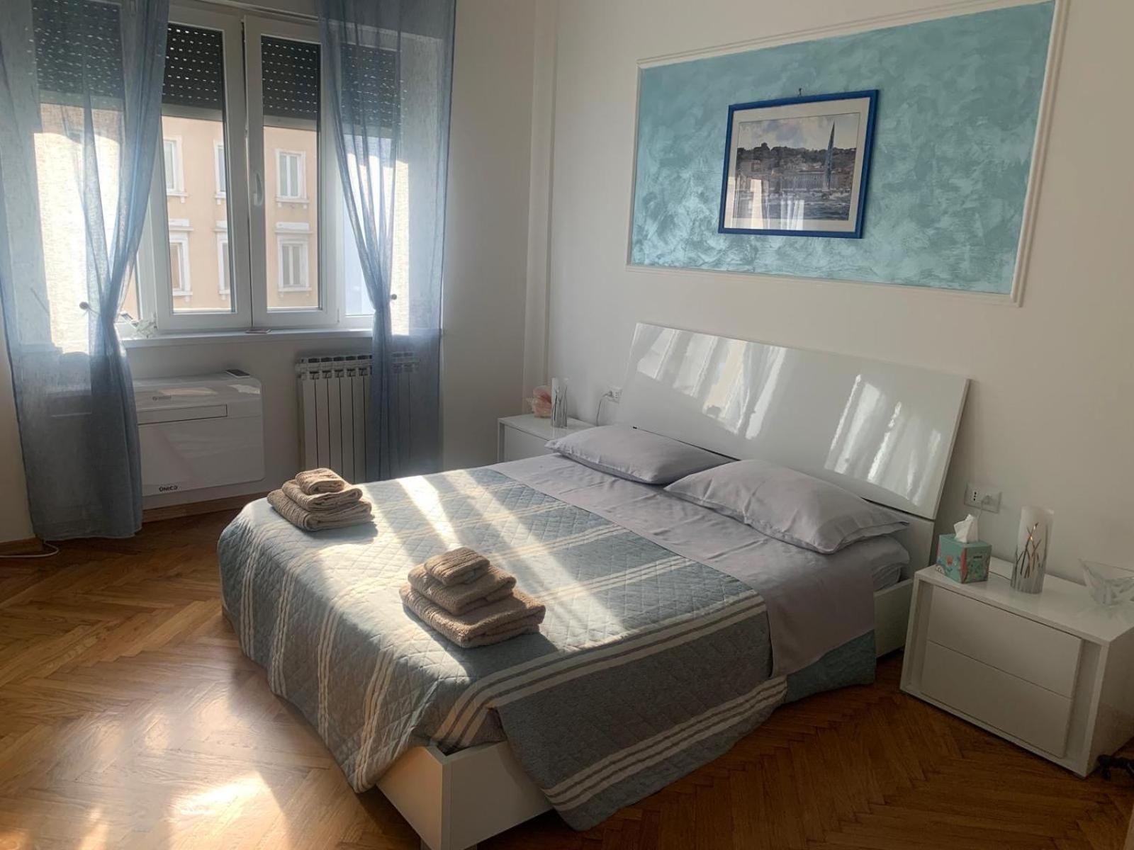Solemare Rooms Триест Екстериор снимка