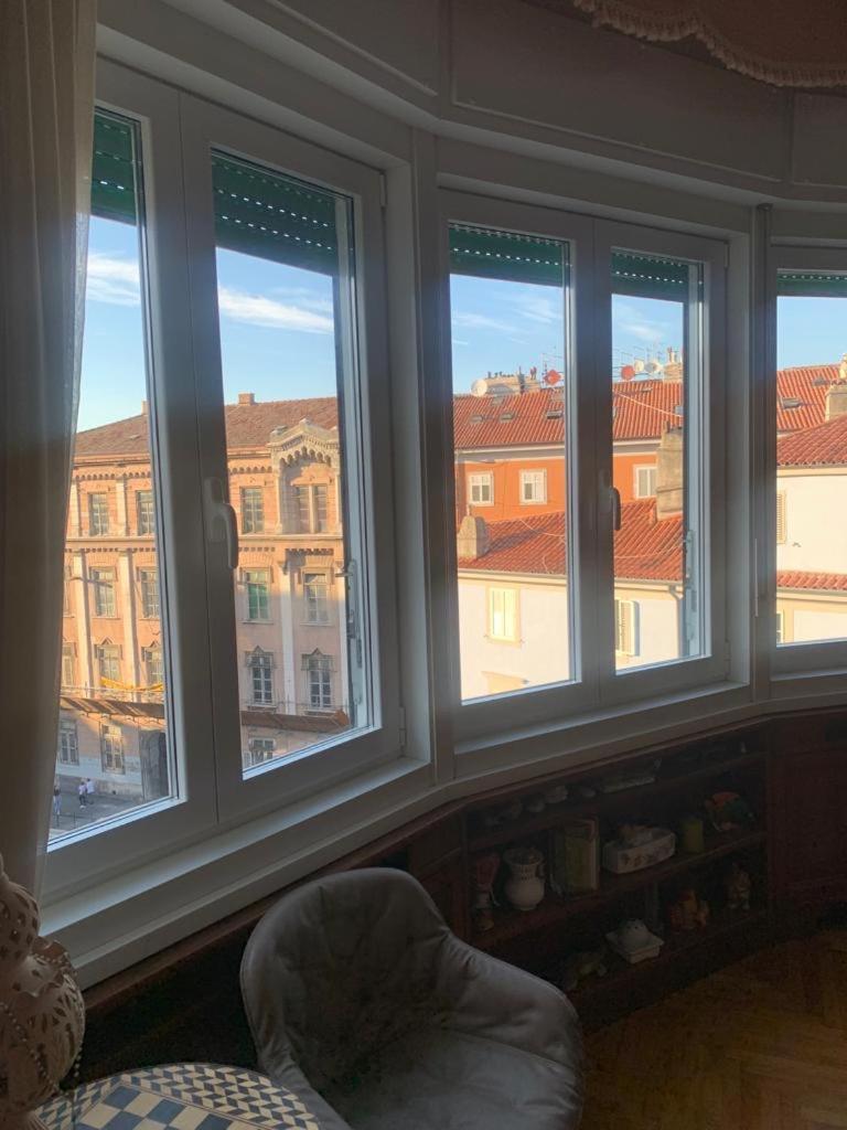 Solemare Rooms Триест Екстериор снимка